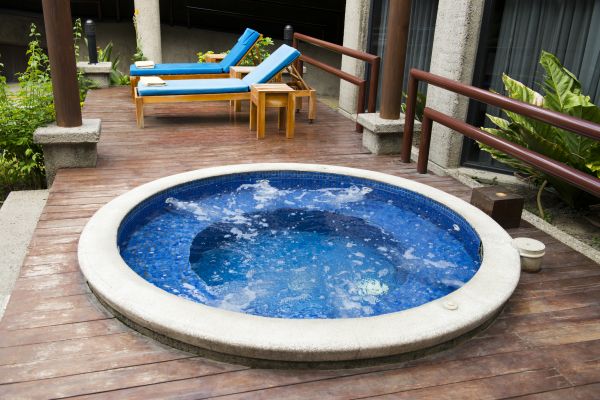 Cost of Hot Tub Deck Construction in Silver Spring